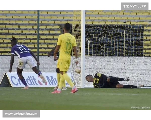 保级区混战：南特欧塞尔谁先跳出降级泥潭？